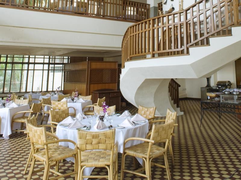 Avillion Port Dickson Hotell Eksteriør bilde The interior of the restaurant